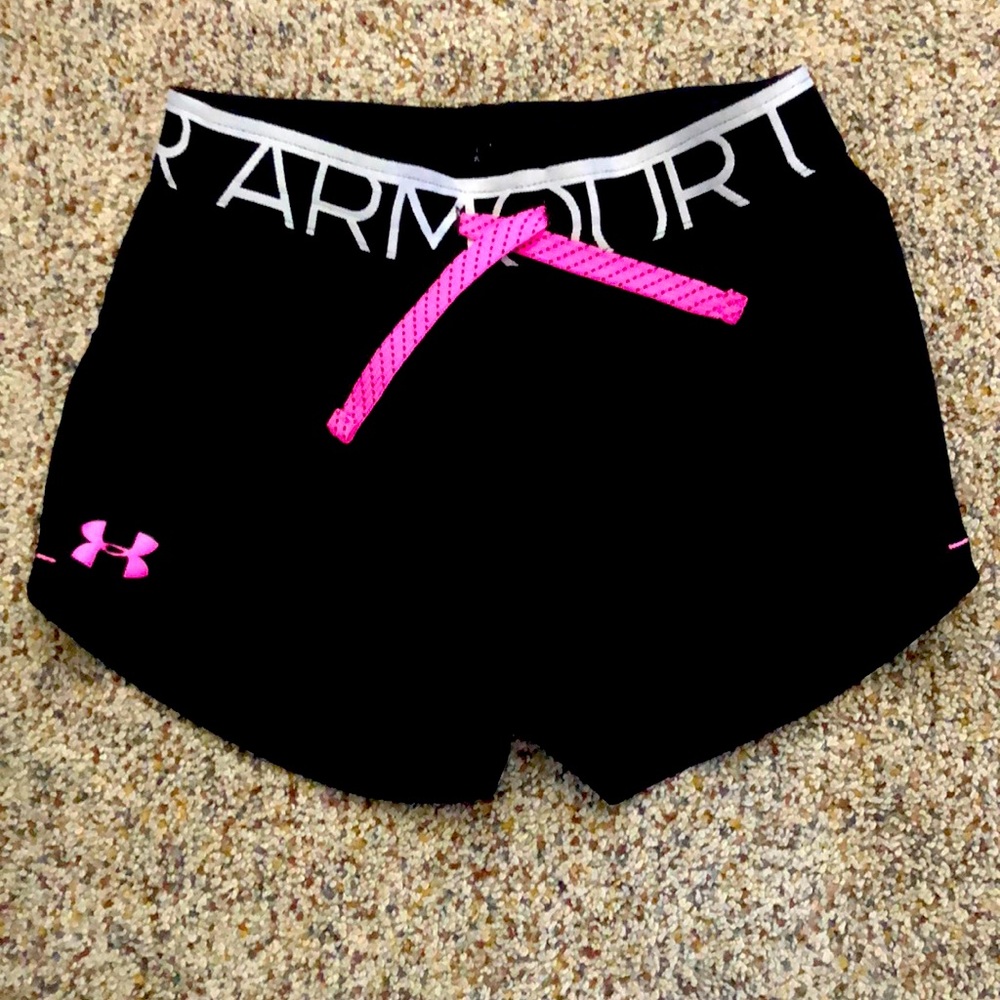 Girls UA shorts size YXS